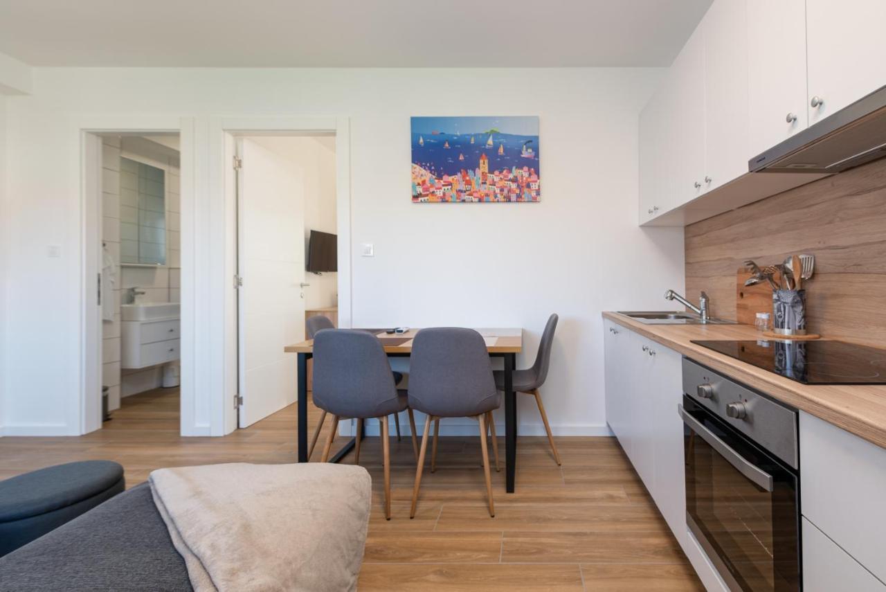 Apartmani Diva زادار الغرفة الصورة